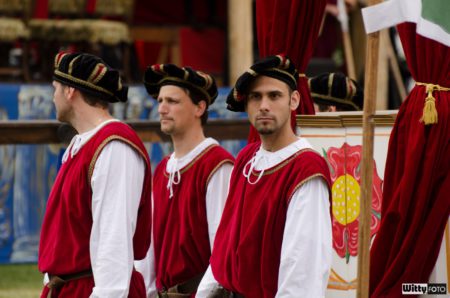 příchod historického průvodu a slavnostní ceremonie (15:30-16:00), Pivovarské zahrady | Český Krumlov, Slavnosti pětilisté růže 2014