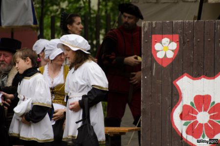 příchod historického průvodu a slavnostní ceremonie (15:30-16:00), Pivovarské zahrady | Český Krumlov, Slavnosti pětilisté růže 2014