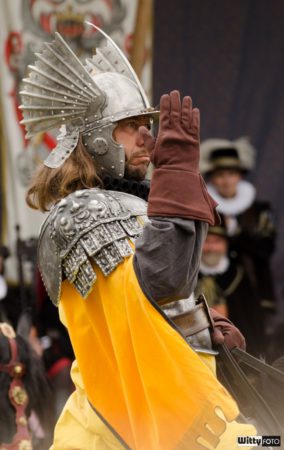 rytířský turnaj dělení růží (16:00-17:00), Pivovarské zahrady | Český Krumlov, Slavnosti pětilisté růže 2014