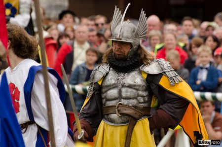 rytířský turnaj dělení růží (16:00-17:00), Pivovarské zahrady | Český Krumlov, Slavnosti pětilisté růže 2014
